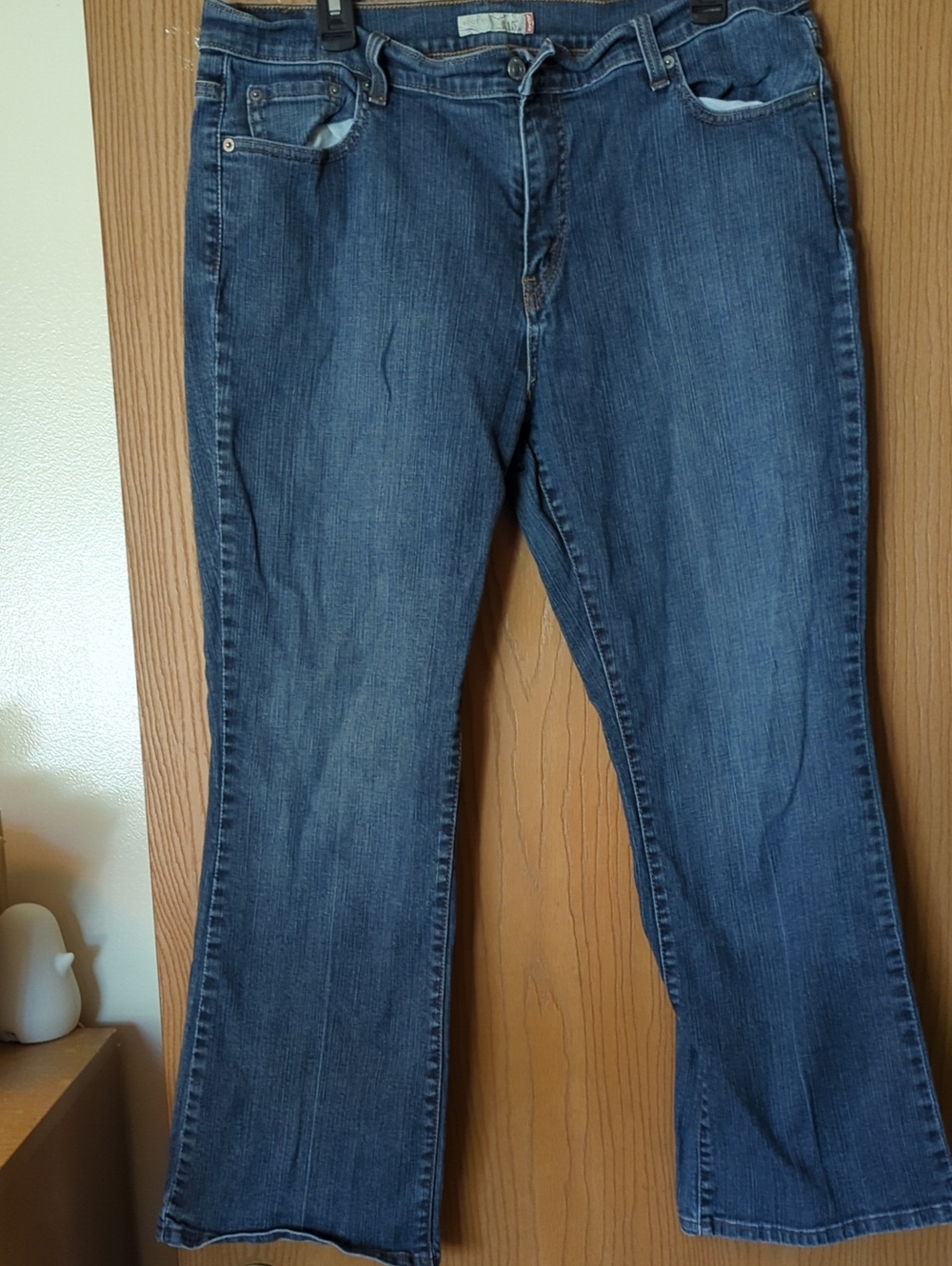 Levi Boot Cut Jeans